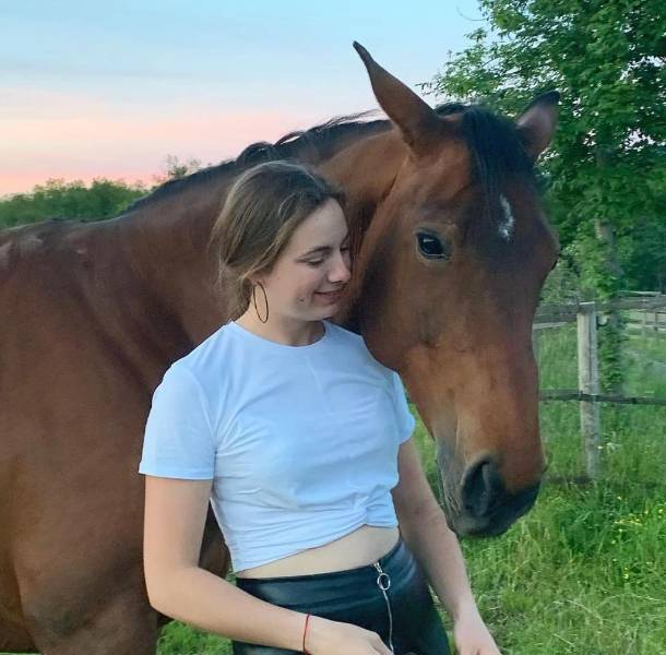 Lou Fontanel : elle explique son choix 6 mois après avoir arrêté l’équitation Lou Fontanel : elle explique son choix 6 mois après avoir arrêté l’équitation